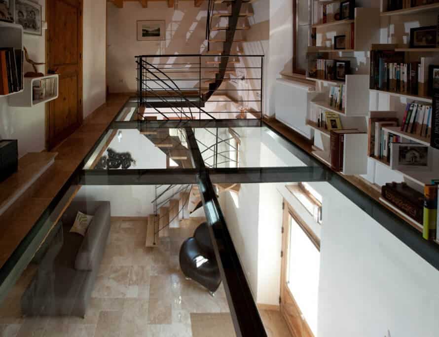 Plancher vitré métallique sur mesure